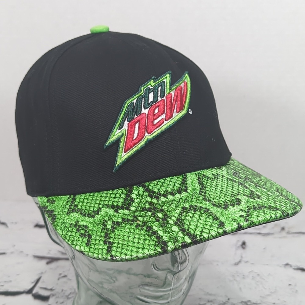 Mountain Mtn Dew Snapback‎ Flat Bill Hat Embroidered Logo Black & Green Cap